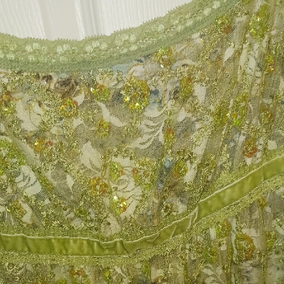 Hazel Green Floral Lace Camisole - Picture 4 of 6